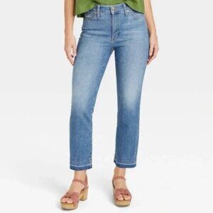 Universal Thread Light Wash Distressed Hem Ankle Bootcut Size 16 Jeans